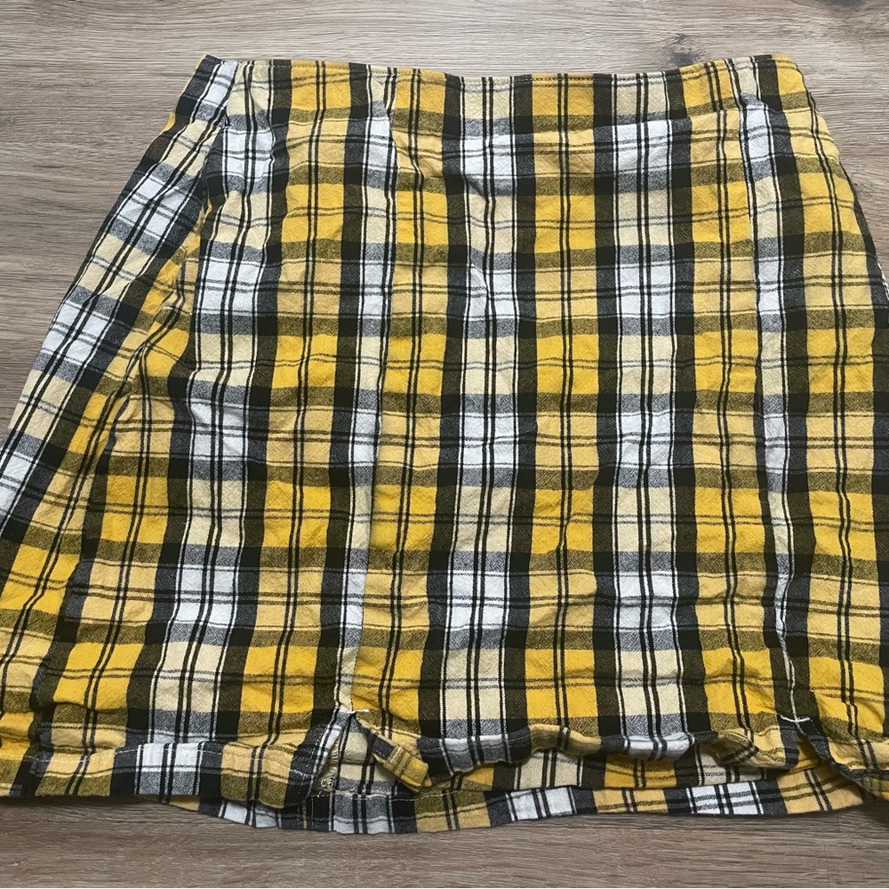 Hollister Yellow and Black Plaid Mini Skirt
